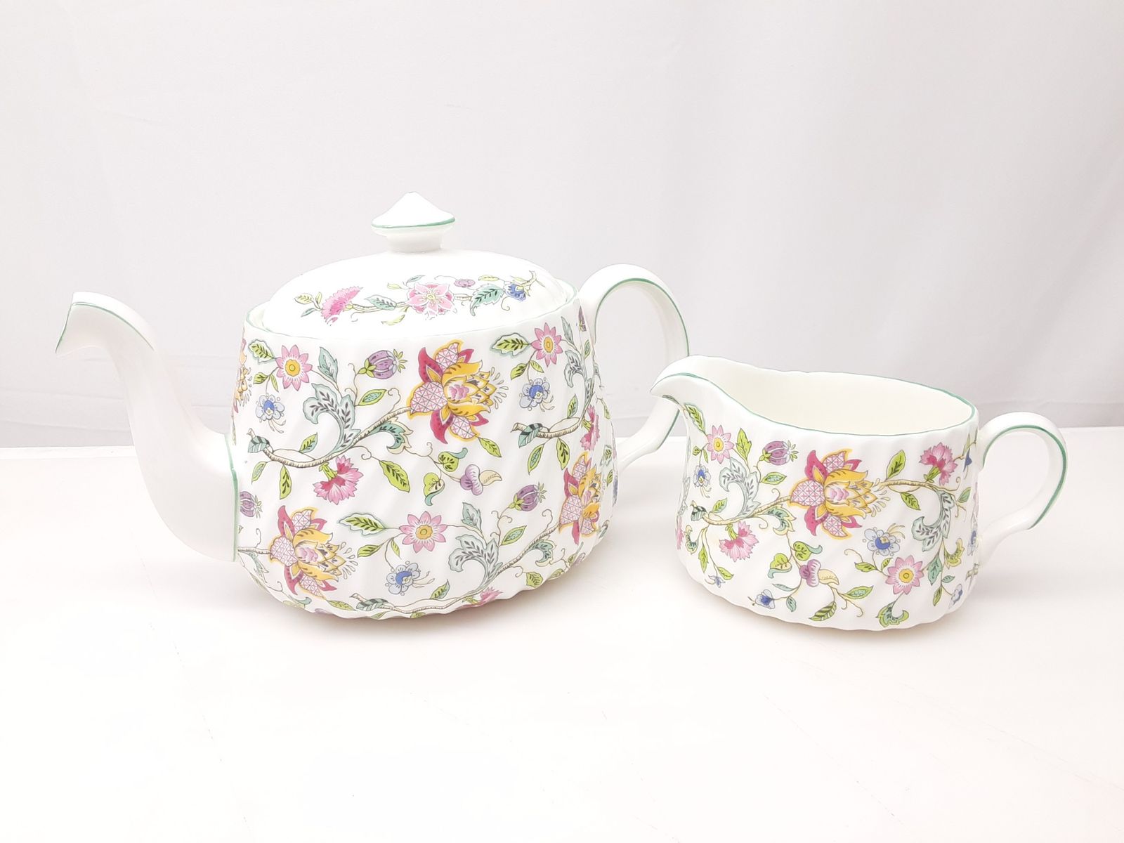 26 k-076 h MINTON HADDON HALL ミントン ハドンホール ティーポット ミルクポットセット