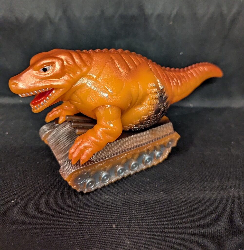 円谷コミュニケーションズ 怪獣郷 恐竜戦車 スパイナー大爆発