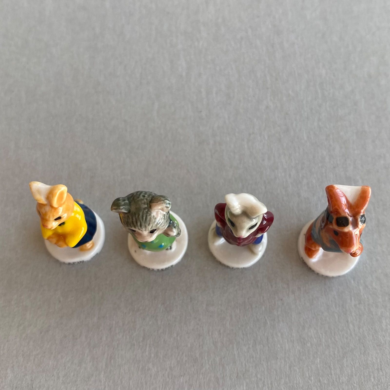 ピーターラビットのフェーブ 8点セット／フランス雑貨／陶器ミニチュア