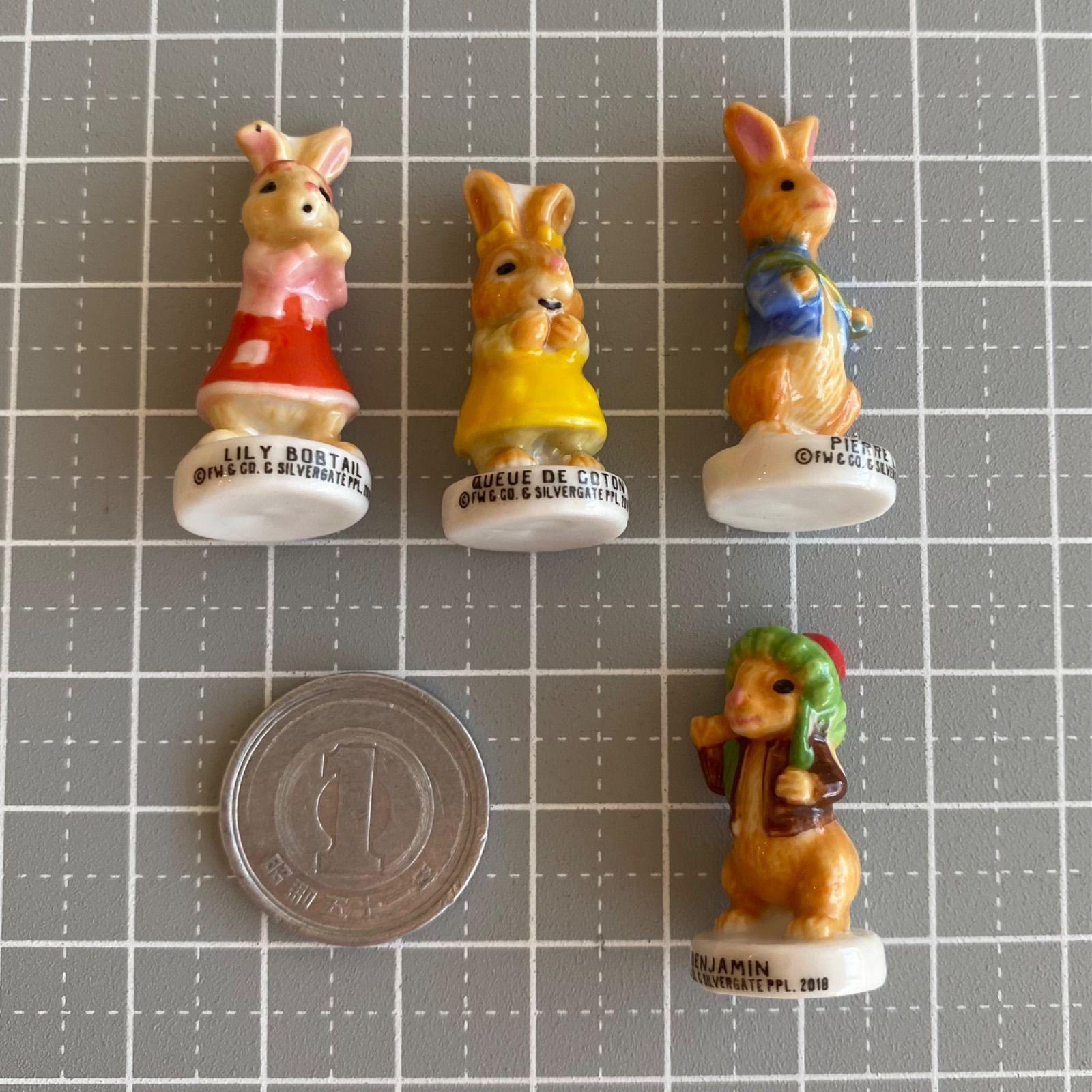 ピーターラビットのフェーブ 8点セット／フランス雑貨／陶器ミニチュア