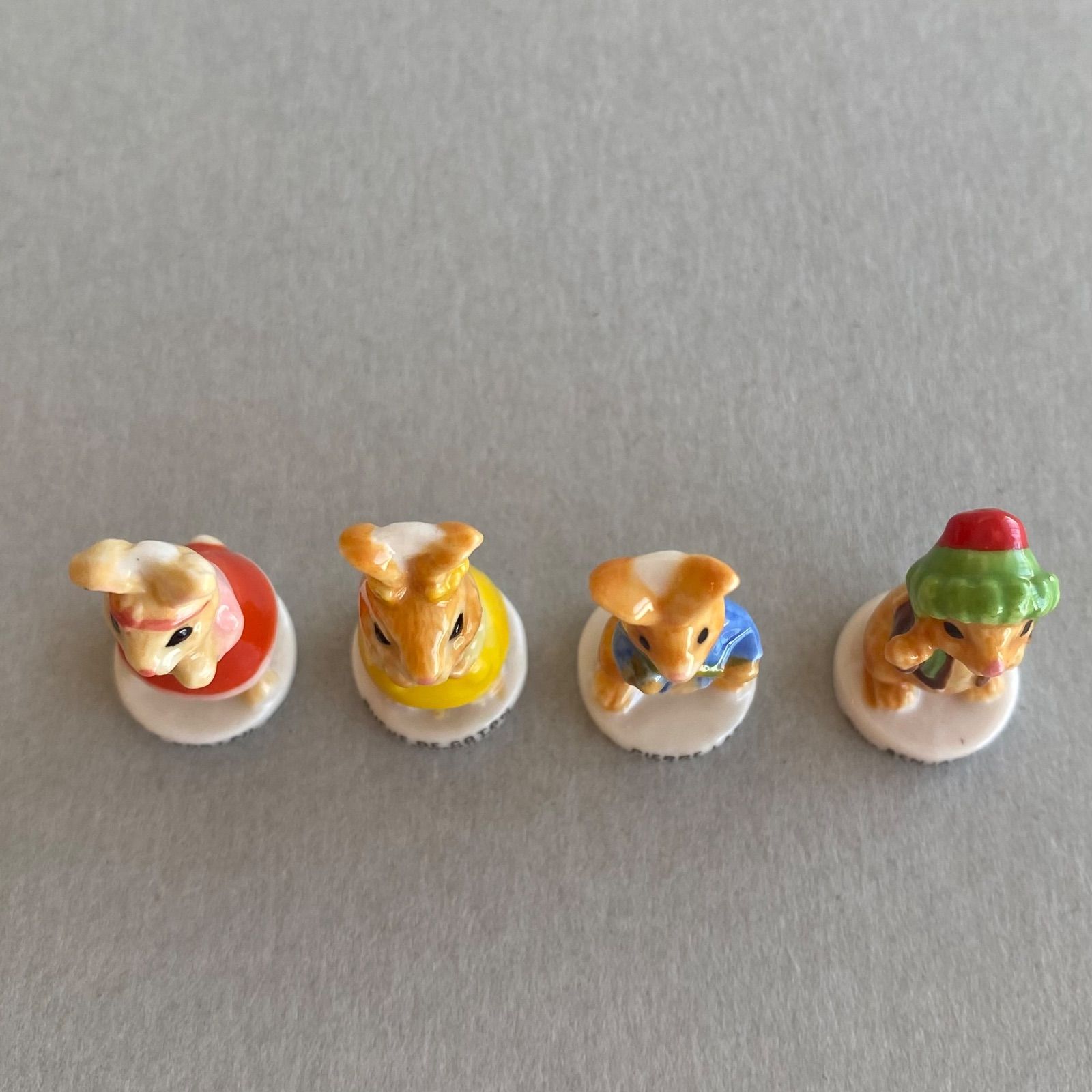 ピーターラビットのフェーブ 8点セット／フランス雑貨／陶器ミニチュア
