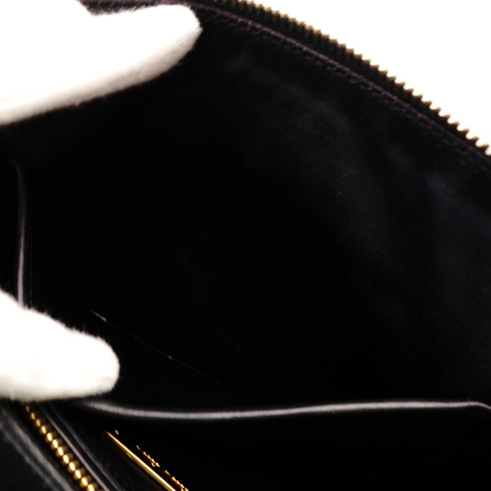 miu miu スタッズ付きクラッチバッグ ミュウミュウ MIU MIU クラッチバッグ ブラック レザー 黒 スタッズ