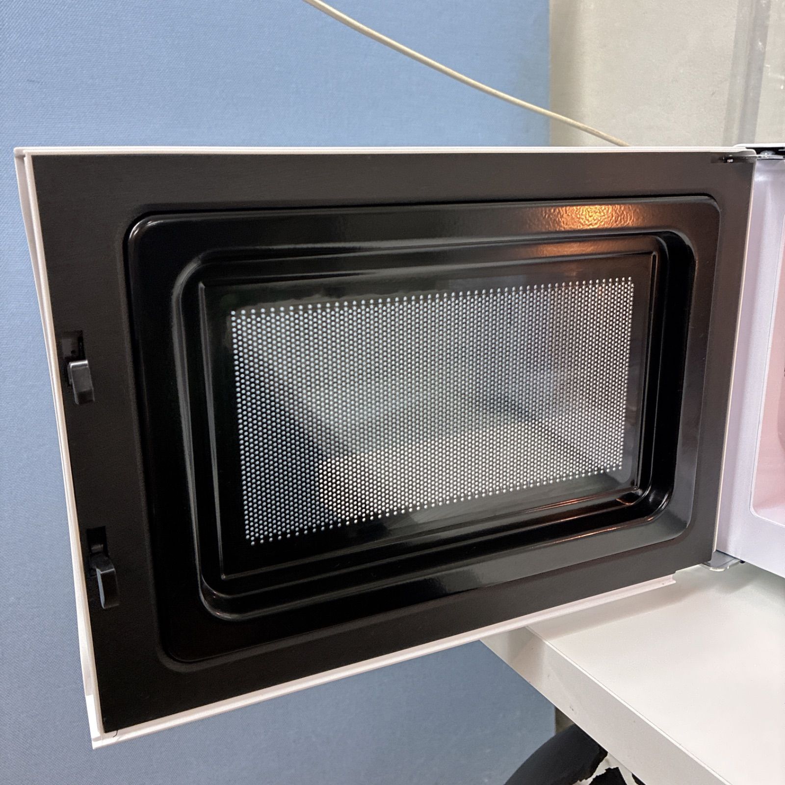 S255 ⭐ 2023年製の美品！ アイリスオーヤマ 電子レンジ （17L