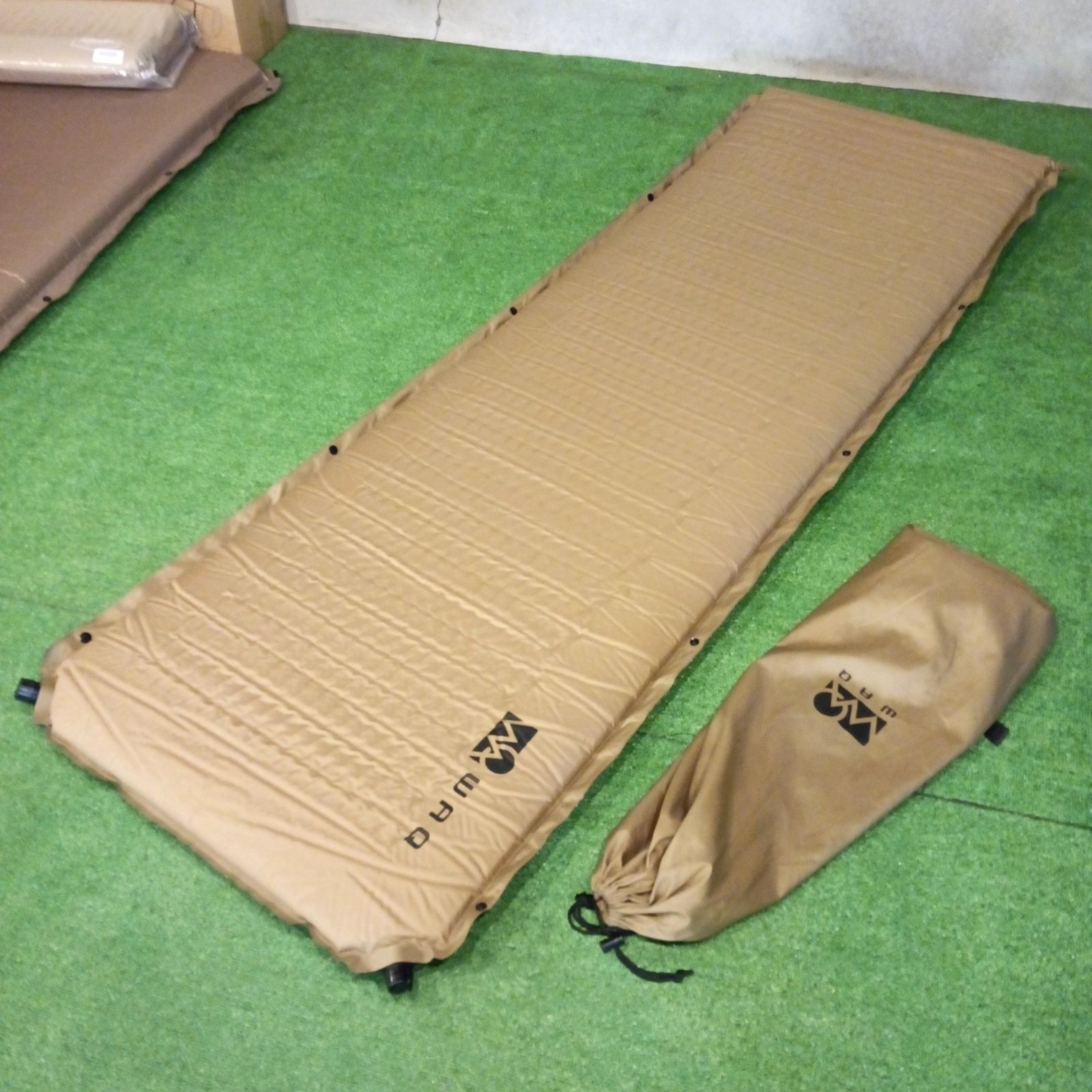 WAQ / ワック インフレータブル式マット 2個セット タン ◇WAQ(ワック) インフレータブル式マット(タン) シングル 厚み8cm 2個