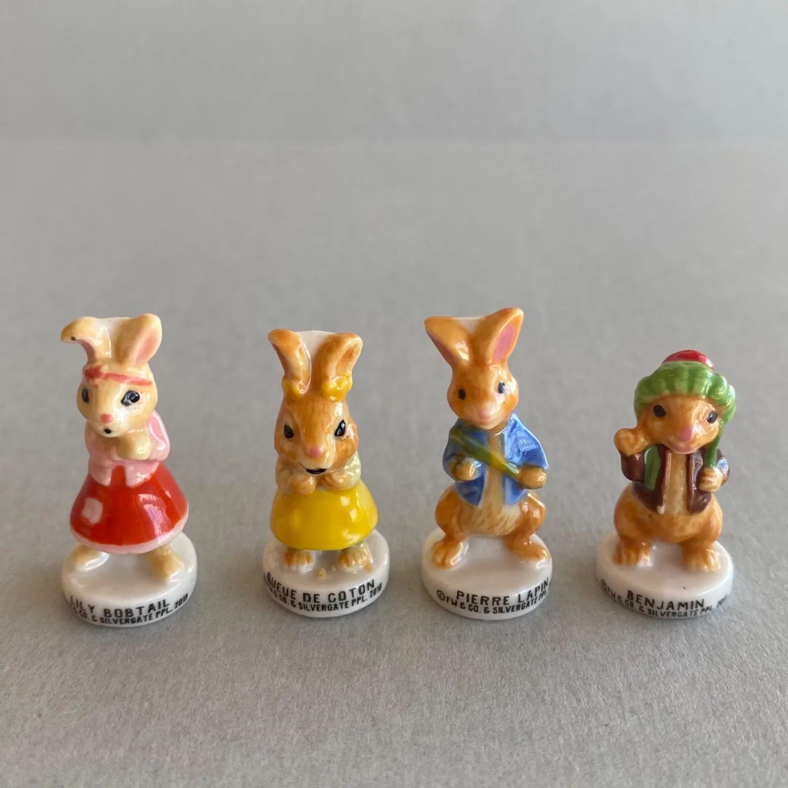 ピーターラビットのフェーブ 8点セット／フランス雑貨／陶器ミニチュア