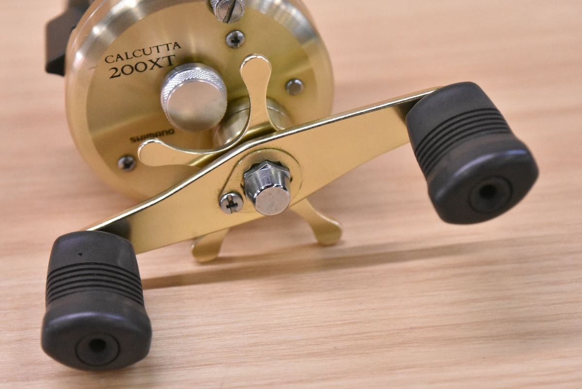 シマノ 94 カルカッタ 200XT 右 SHIMANO CALCUTTA CONQUEST ベイト