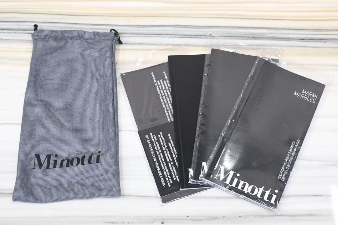 展示極美品】 Minotti ミノッティ Milton センターテーブル - メルカリ