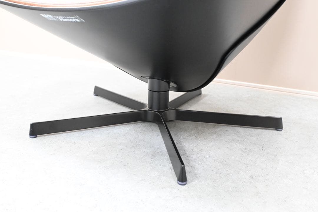 展示極美品】 B&B Italia ラウンジチェア ALMORA アルモラ - メルカリ