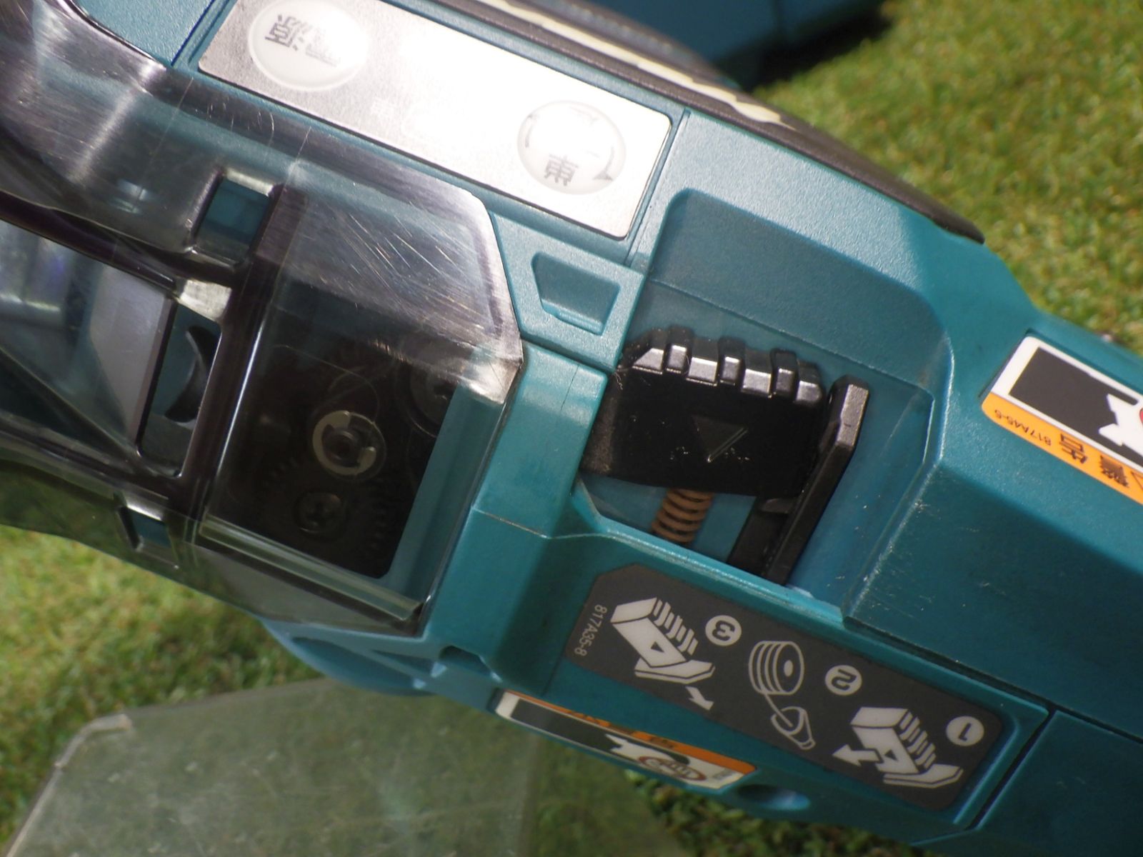 Makita 充電式鉄筋結束機