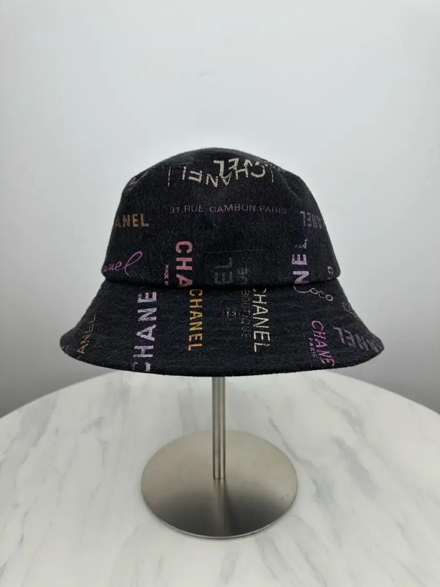 百貨店購入)(L) CHANEL シャネル マルチロゴ デニム バケットハット