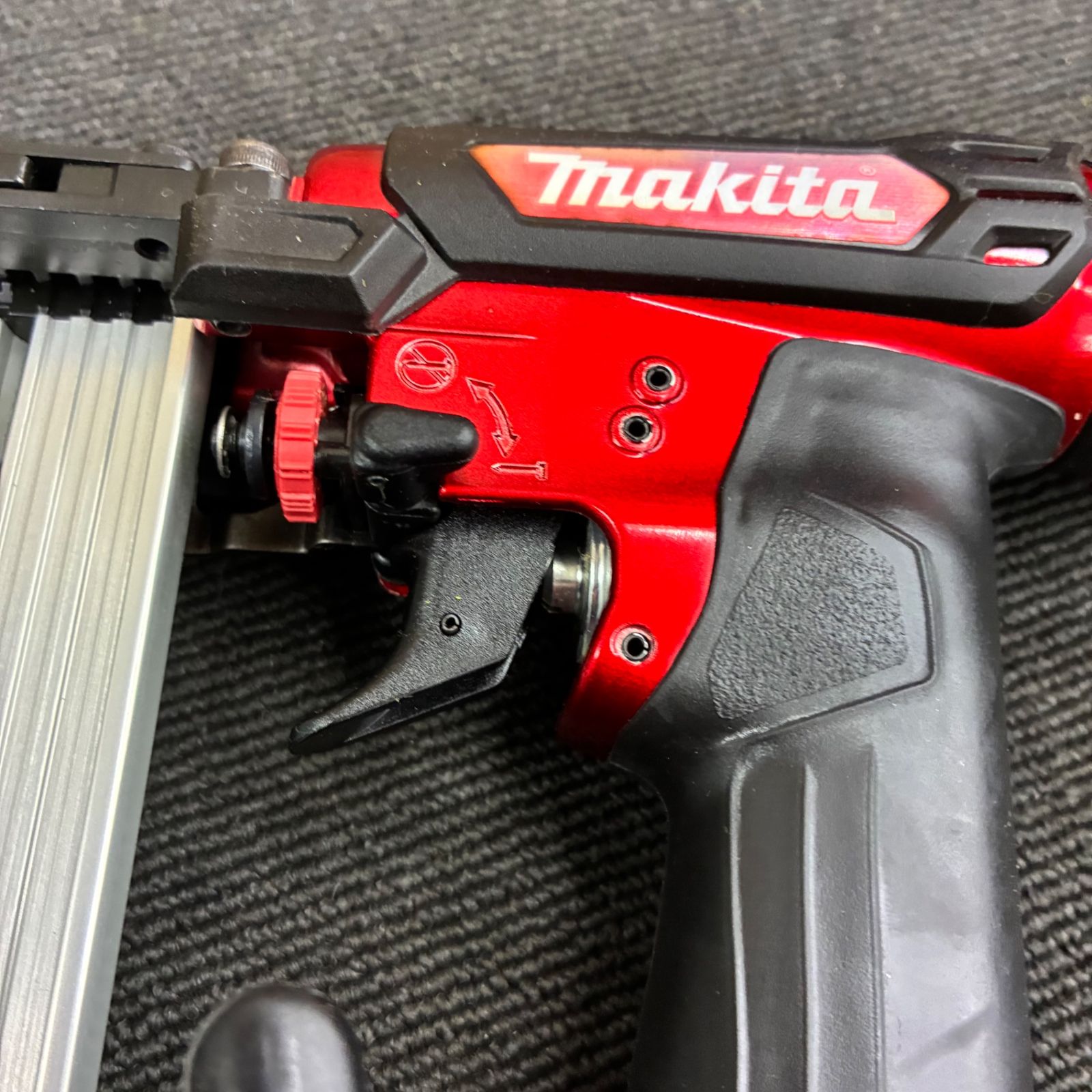 makita 高圧フィニッシュネイラ