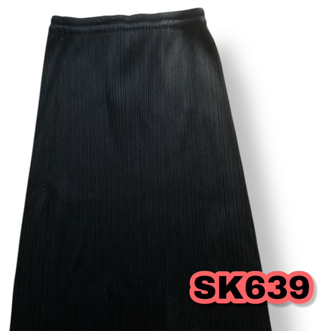 PLEATS PLEASE ISSEY MIYAKE（プリーツ プリーズ イッセイ ミヤケ