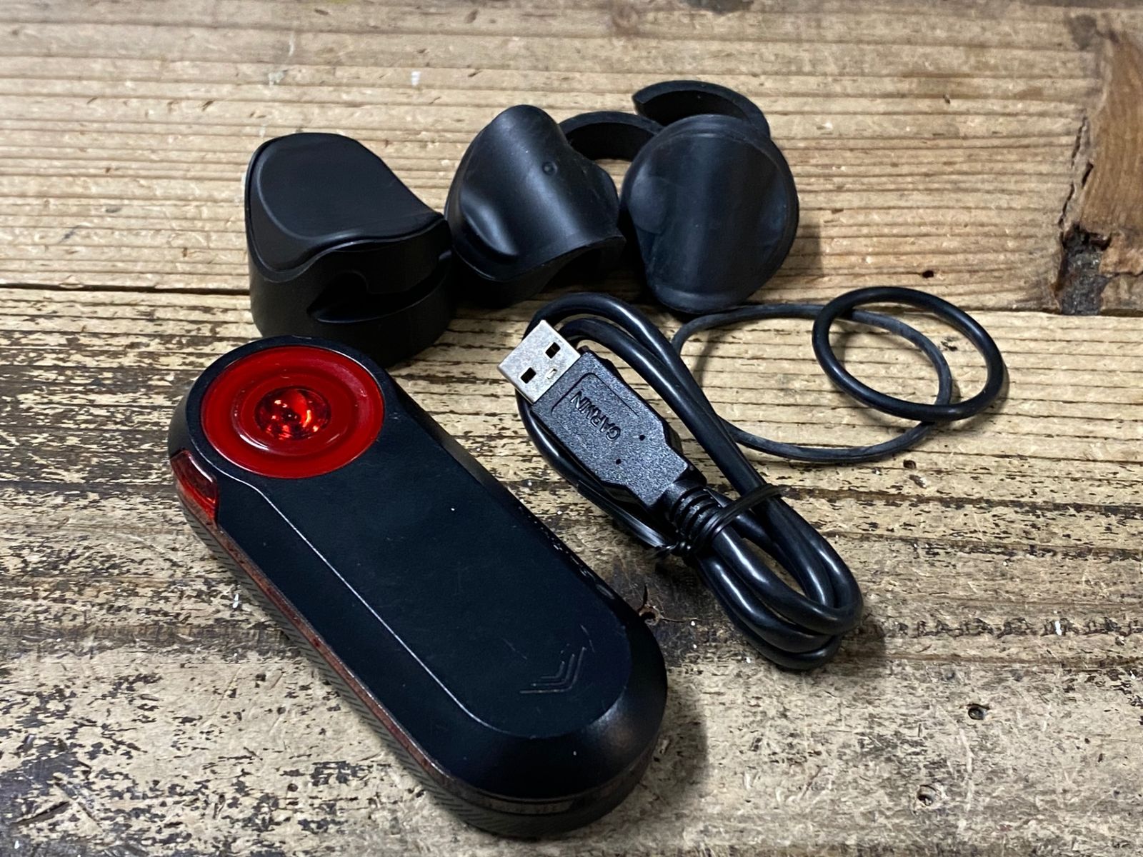 JS745 ガーミン GARMIN VARIA RTL515 リアライト 点灯確認済み 後方 
