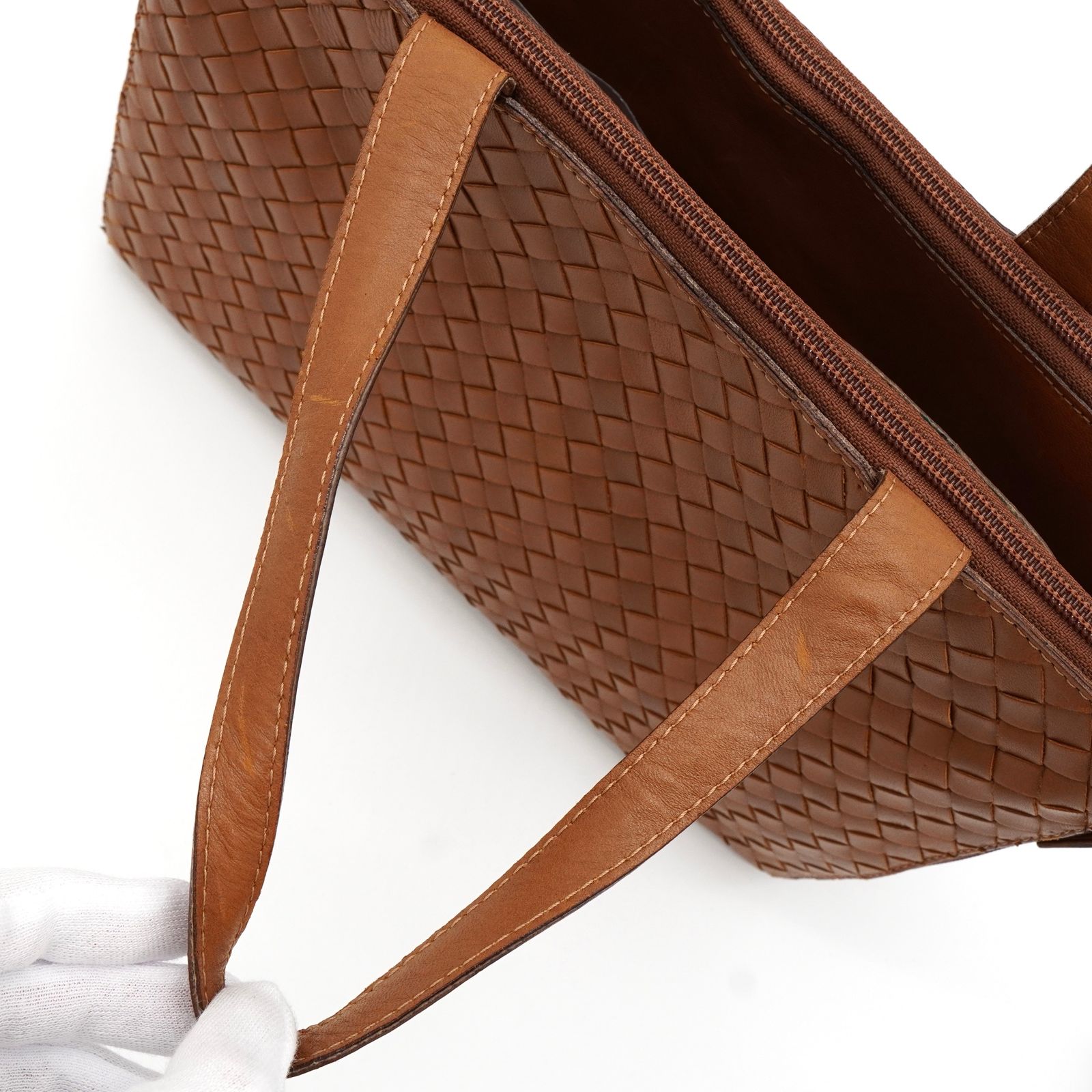 ボッテガ ヴェネタ イントレチャート レザー ハンドバッグ ブラウン