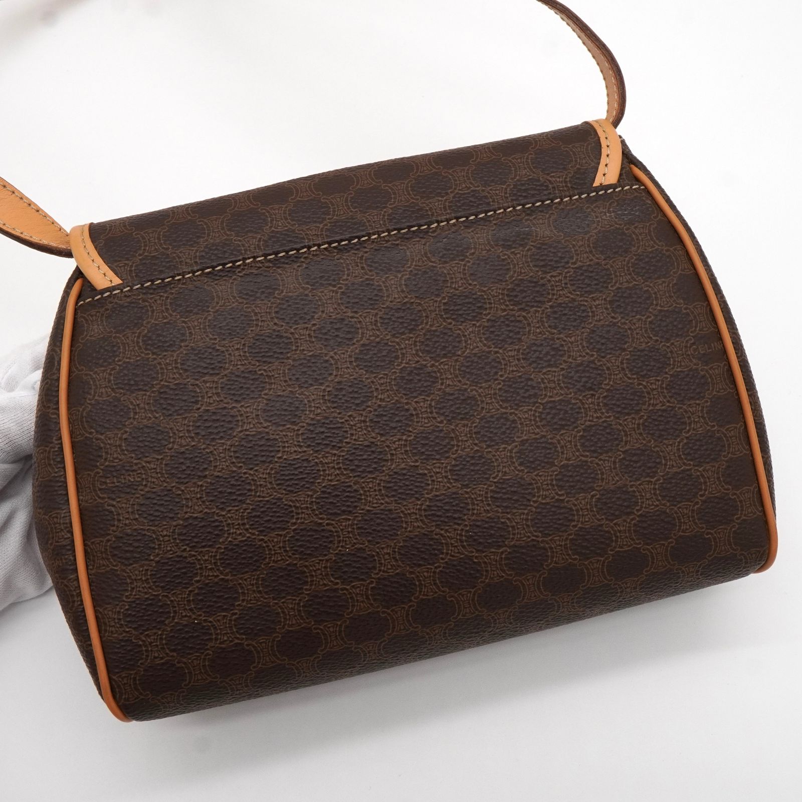 セリーヌ サークルロゴ マカダム PVC / レザー ショルダーバッグ