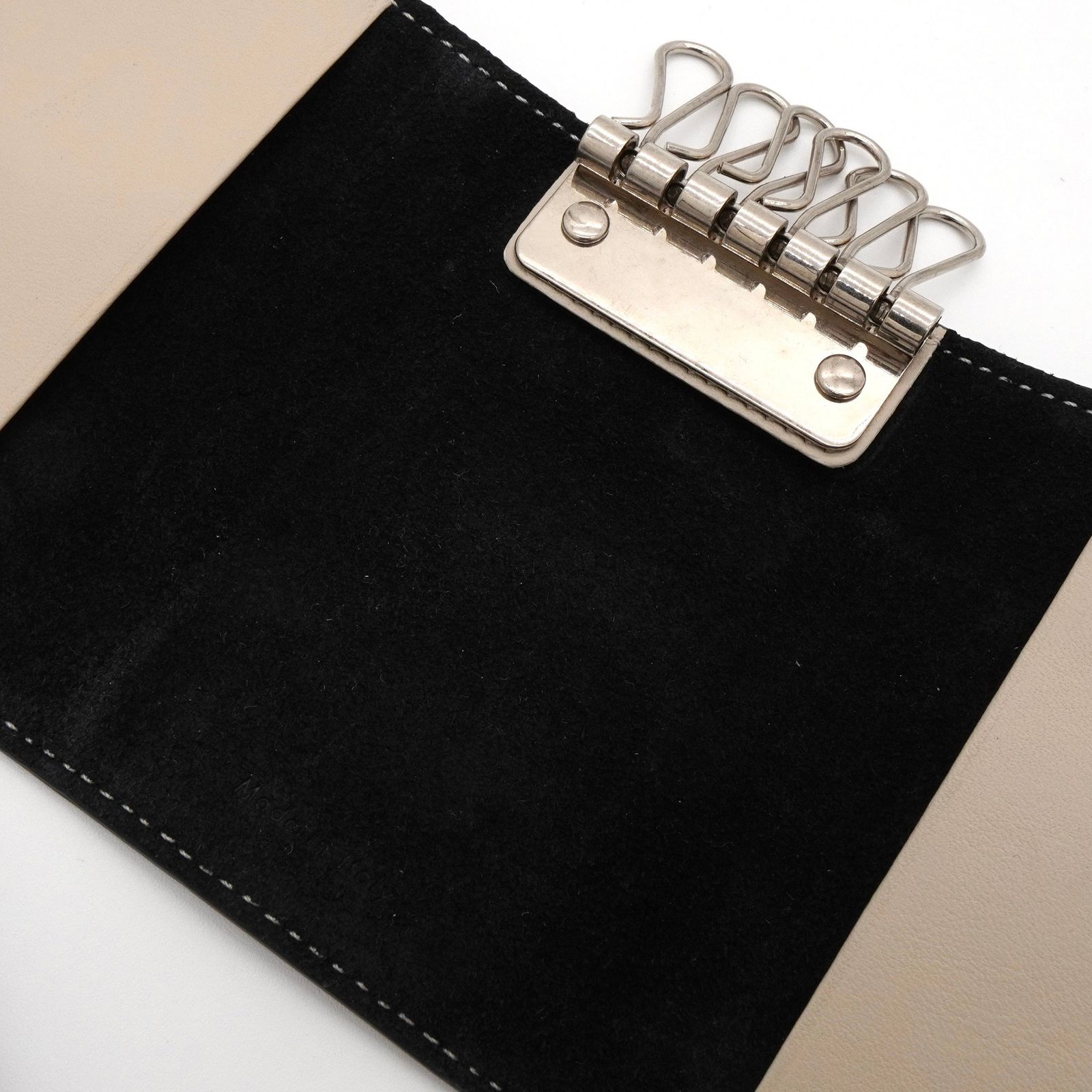 セリーヌ レザー バイカラー 6連 キーケース ブラック / ホワイト