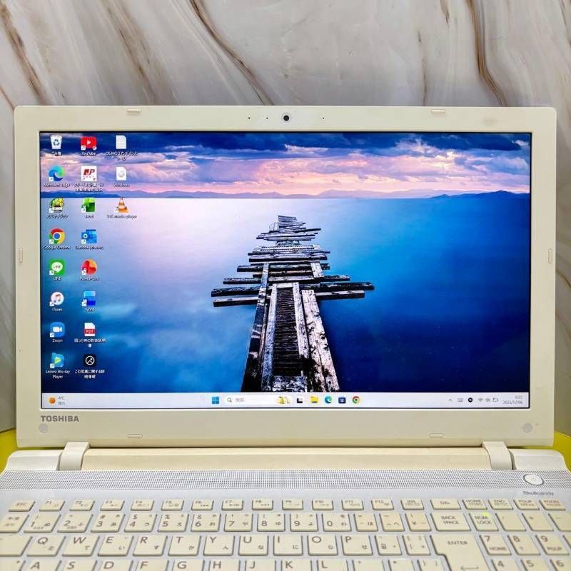 高性能6世代！Core i7】【オフィス付‼】8GB☆爆速SSD☆Windows11ノート