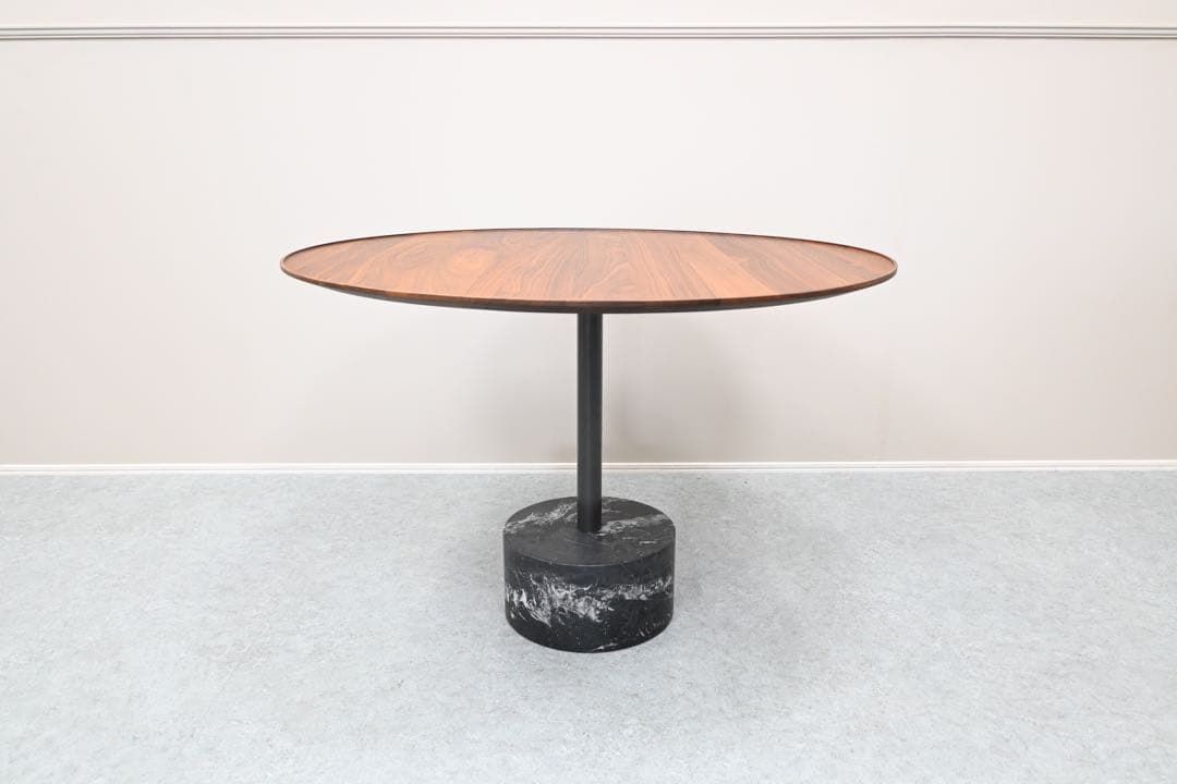 極美品】Cassina カッシーナ ダイニングテーブル NOVE ノーヴェ - メルカリ