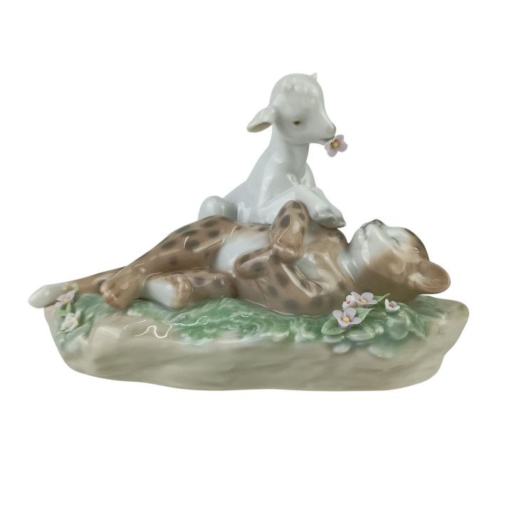 リヤドロ　平和の王国　豹と子ヤギ　#6926 LLADRO リヤドロ 置物 平和の王国（豹と子ヤギ） 6926 マルチカラー
