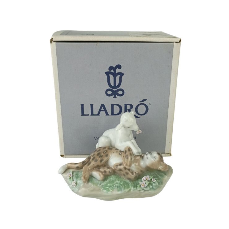 LLADRO リヤドロ 置物 平和の王国（豹と子ヤギ） 6926 マルチカラー