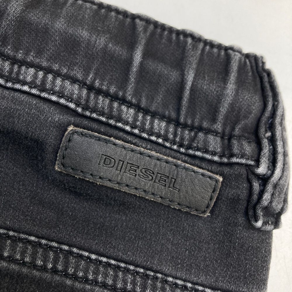 DIESEL ディーゼル ショートパンツ D-KRODSHORT-NE ブラック系 28