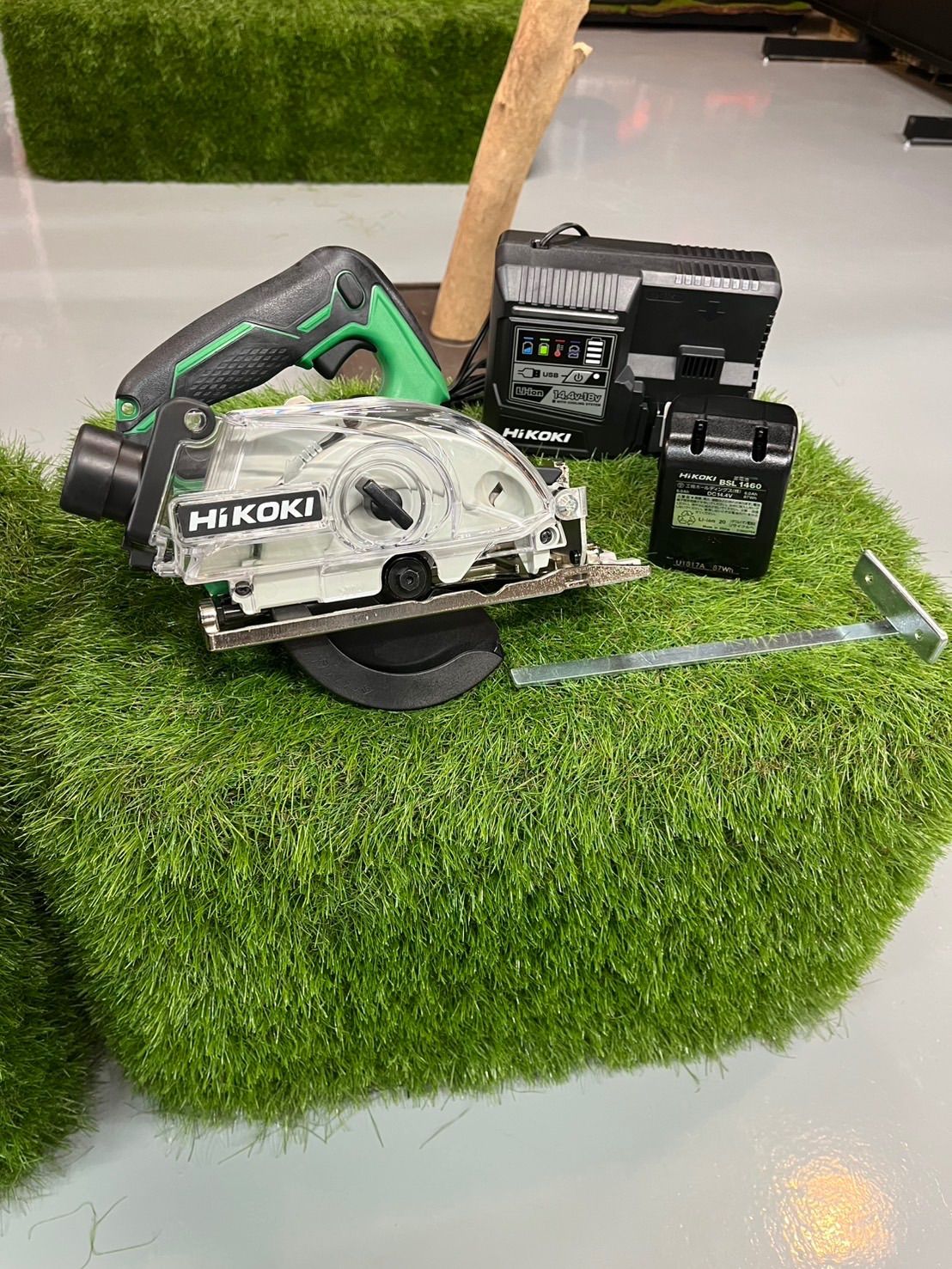 Hi KOKI 14.4 V 125 mm コードレス集じん丸のこ C 14 DYBL LYPK のこ刃別売