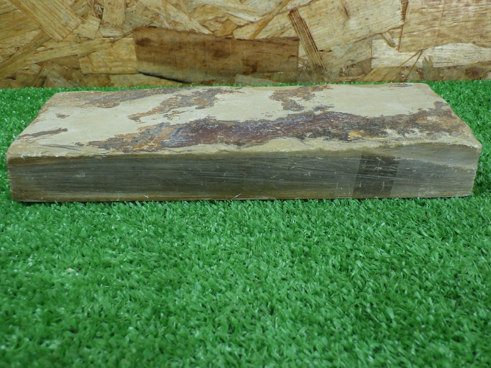 カンナやのみの研磨に