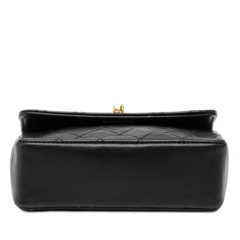 シャネル マトラッセ ココマーク ミニ チェーン ショルダーバッグ