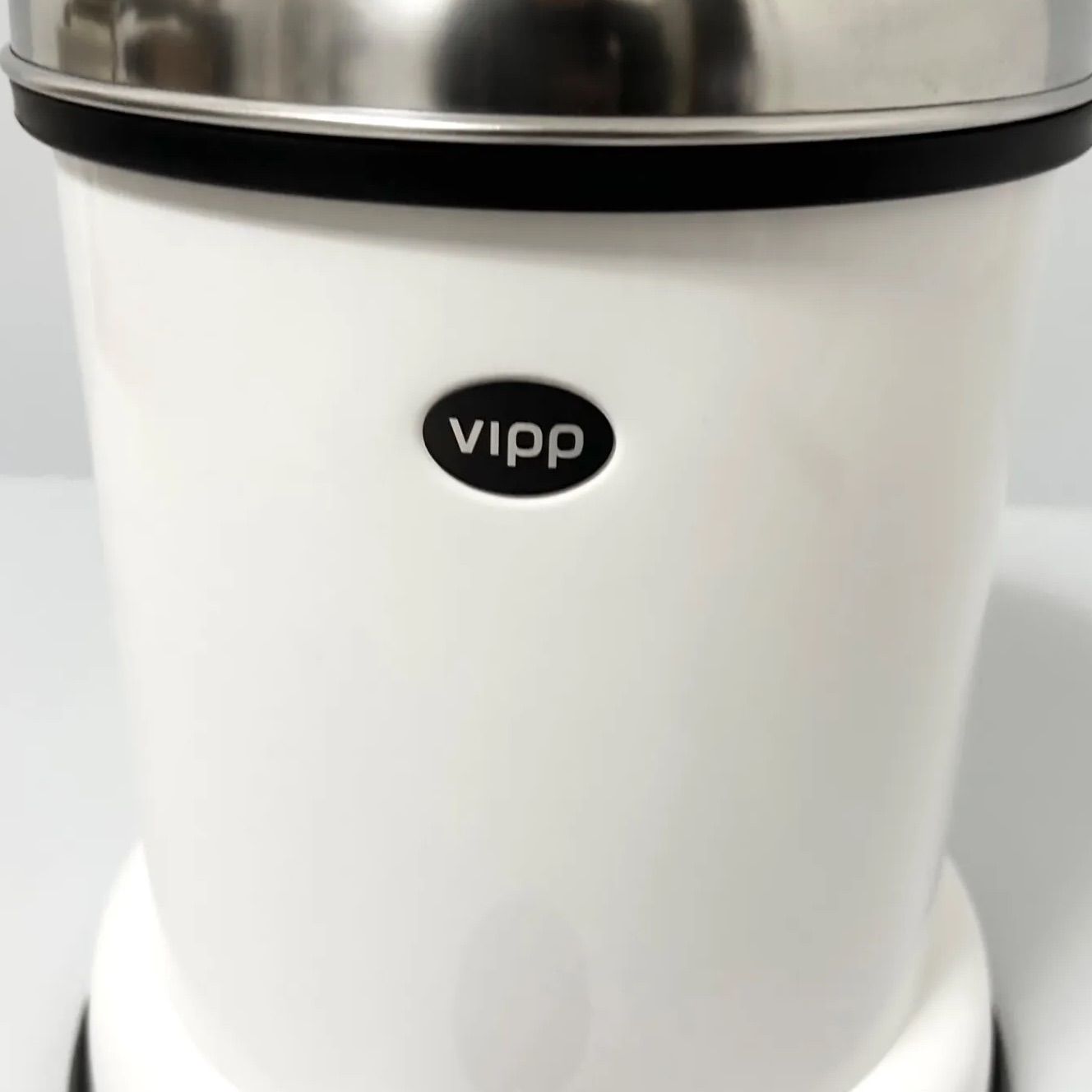 VIPP ウィップ ペダルビン ゴミ箱 8L ダストボックス ペダル式