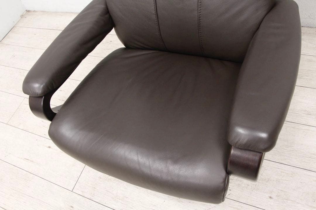 極美品】himolla ヒモラ リクライニングチェア ゼロストレスチェア