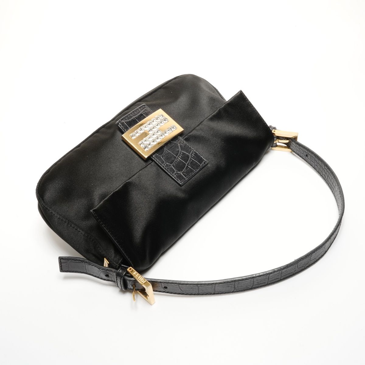 FENDI フェンディ ショルダーバッグ サテン マンマ バケット ビジュー 