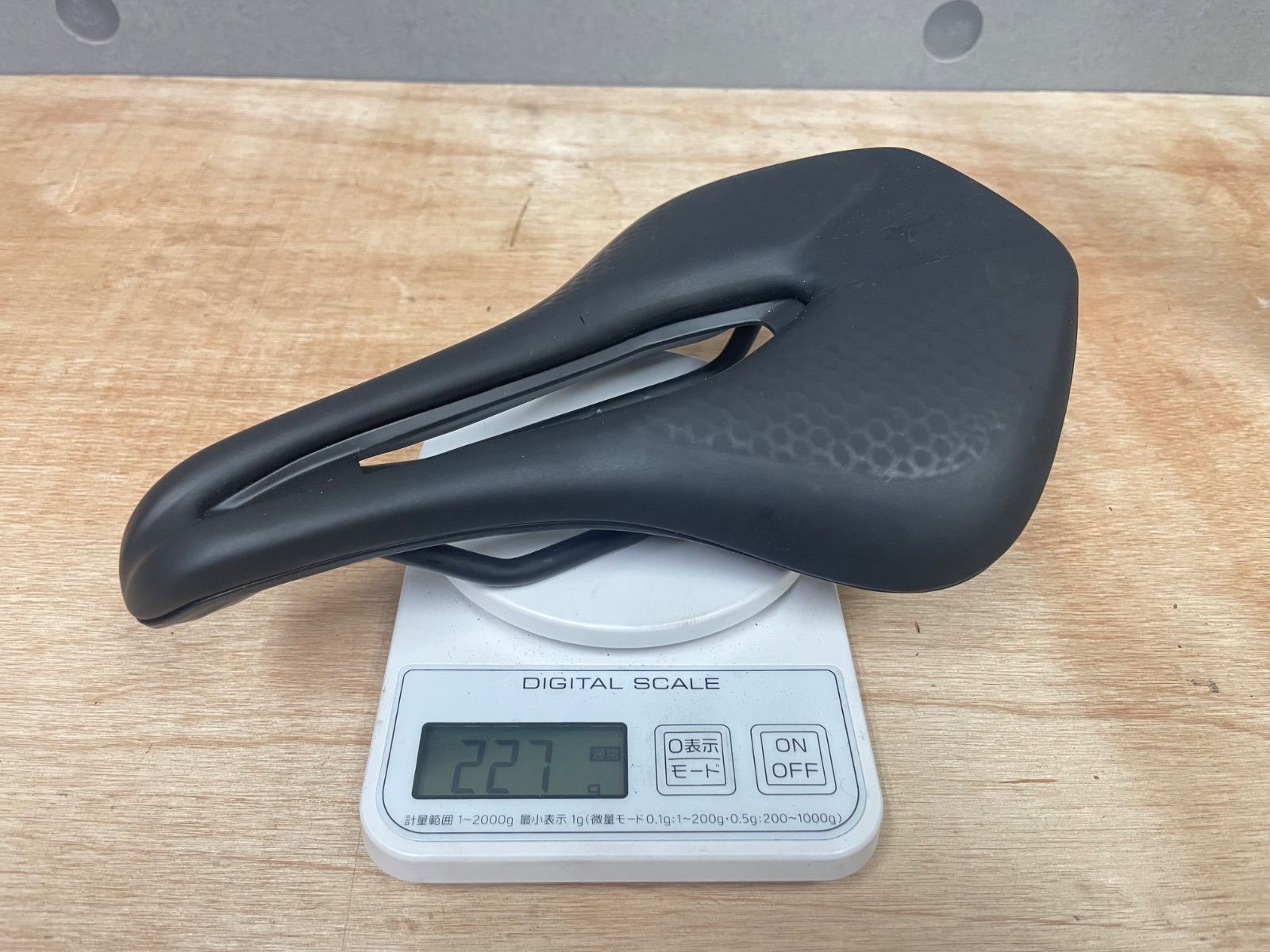 Specialized スペシャライズド Power Expert 143 黒