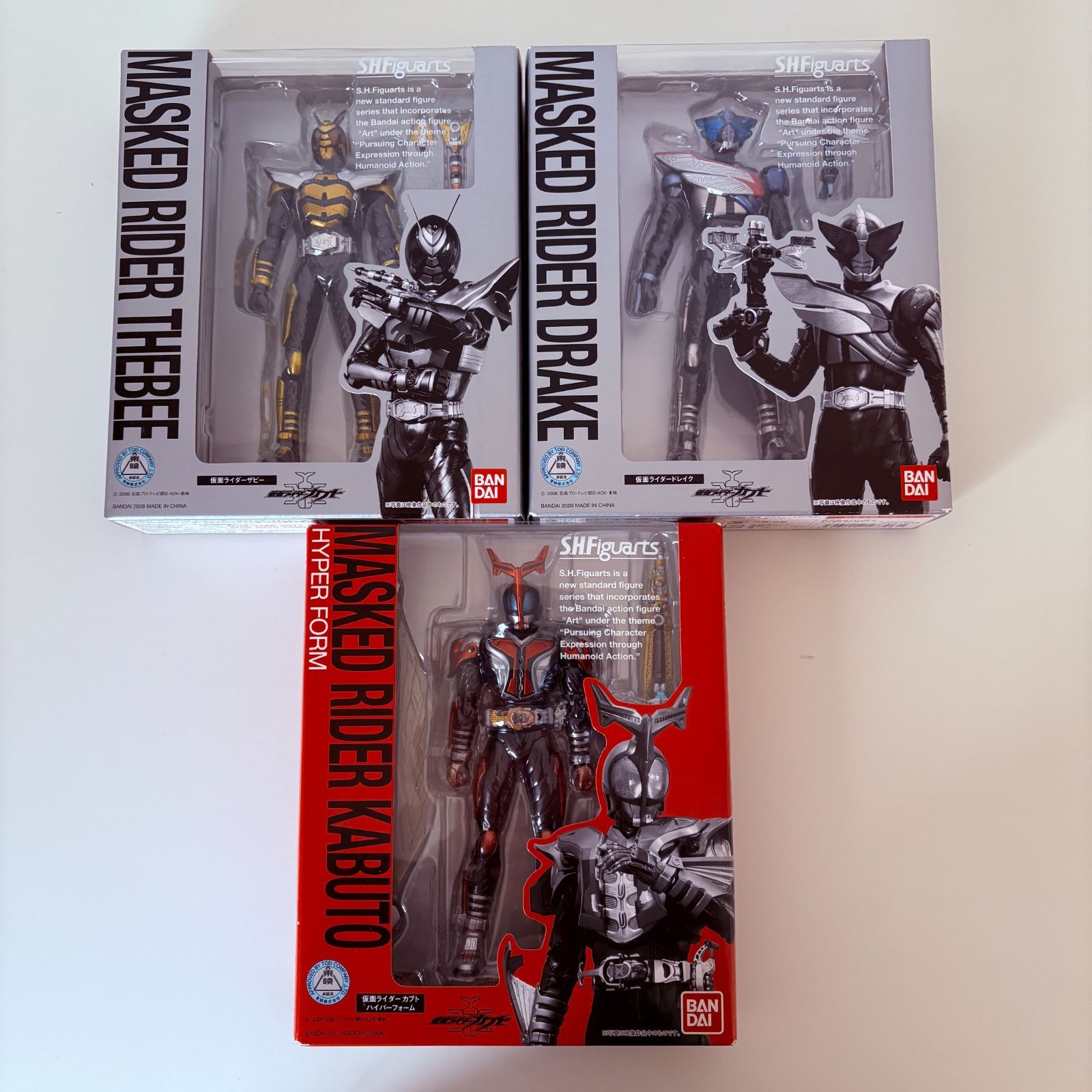 SHFiguarts 仮面ライダー　3体セット バンダイ S.H.Figuarts 仮面ライダーカブト 3体セット - メルカリ