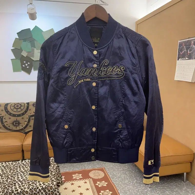 MLB NEW YORK NEW YORK YANKEES オールドスクール サテン スタジャン