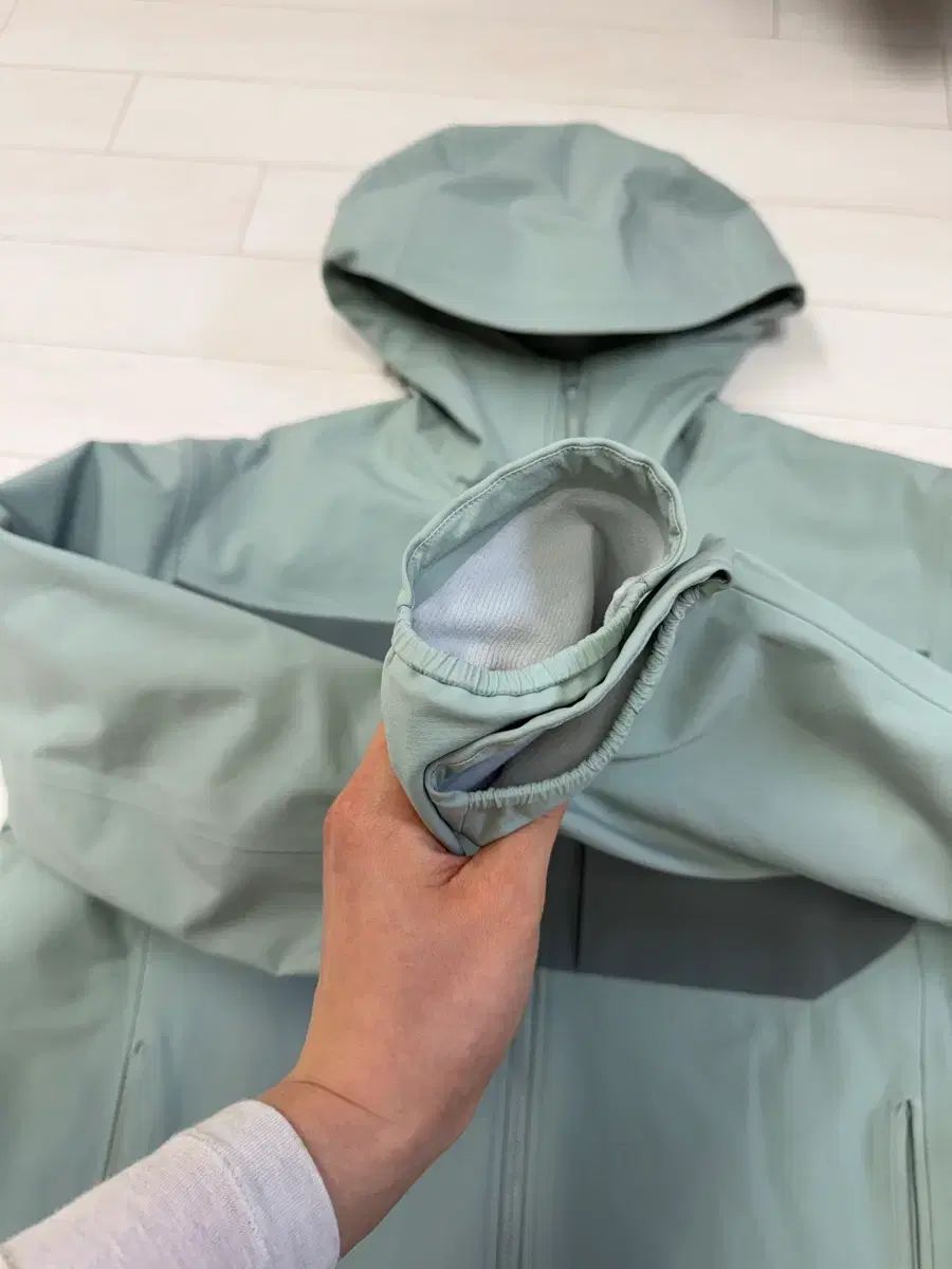 ARC TERYX アークテリクス GAMMA ガンマ MXフーディー ストーン グリーン L サイズ 3回着用なので