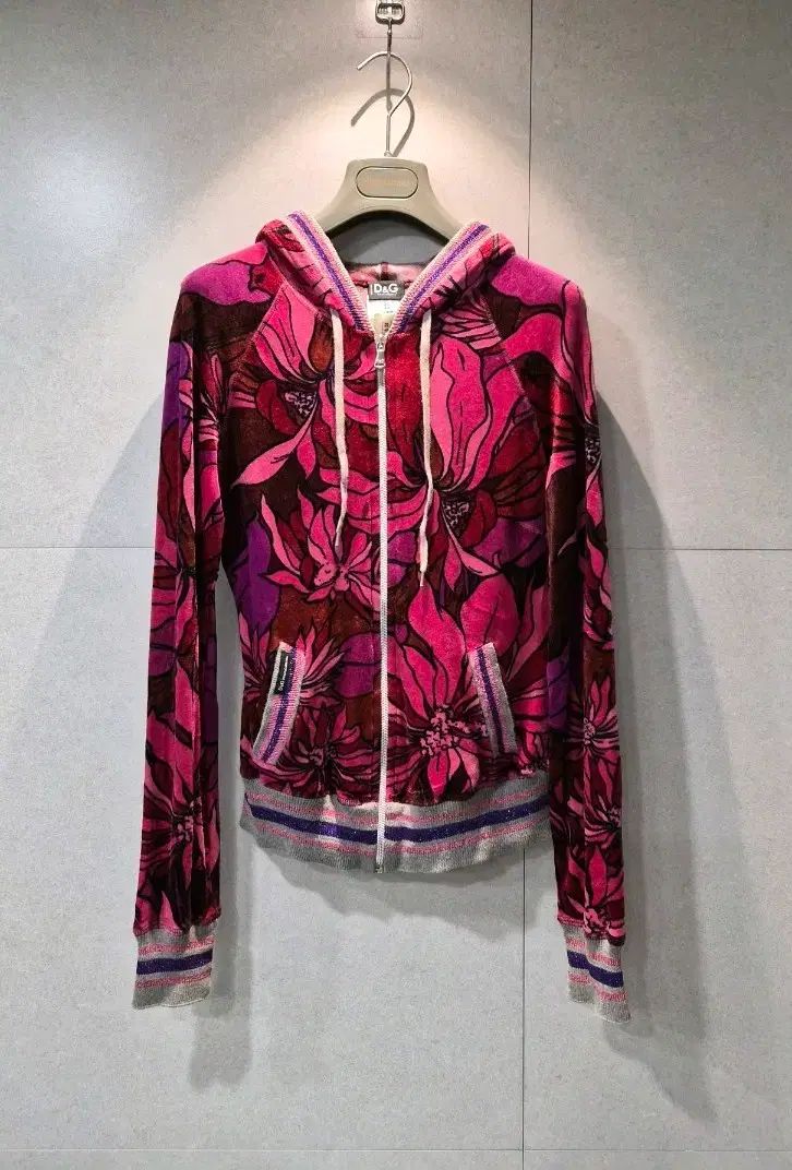 ドルチェ＆ガッバーナ D&G 正規品 レディース フラワー ツアー