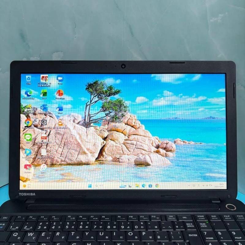 美品】爆速SSD✨windows11 薄型ノートPC✨オフィス カメラ 東芝