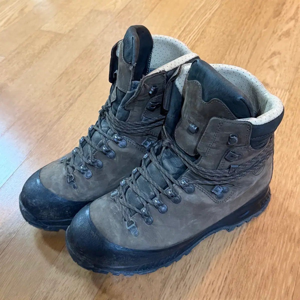  ハンバーグ アラスカ ワイド GTX 登山靴 9 5 登山靴 トレッキングシューズ アウトドアシューズ