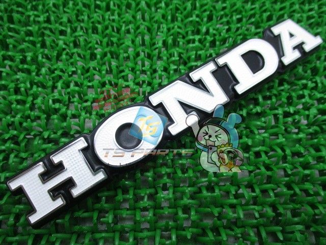 ドリームCB750FOUR タンクエンブレム 右 在庫有 即納 ホンダ 純正 新品