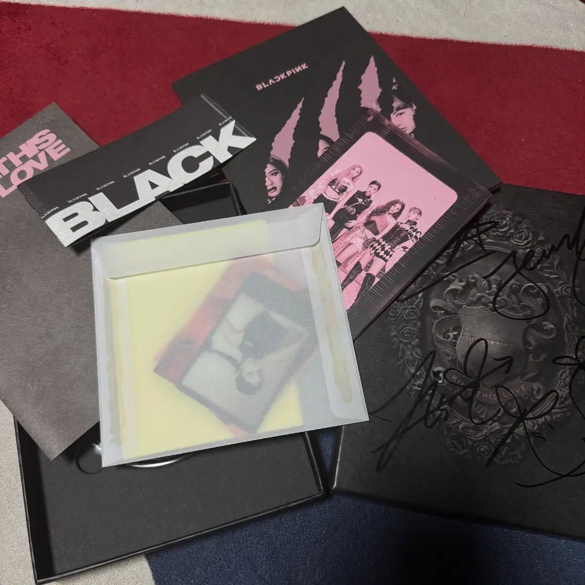 BLACKPINK メンバー サイン入り CD Kill This Love アルバム - メルカリ
