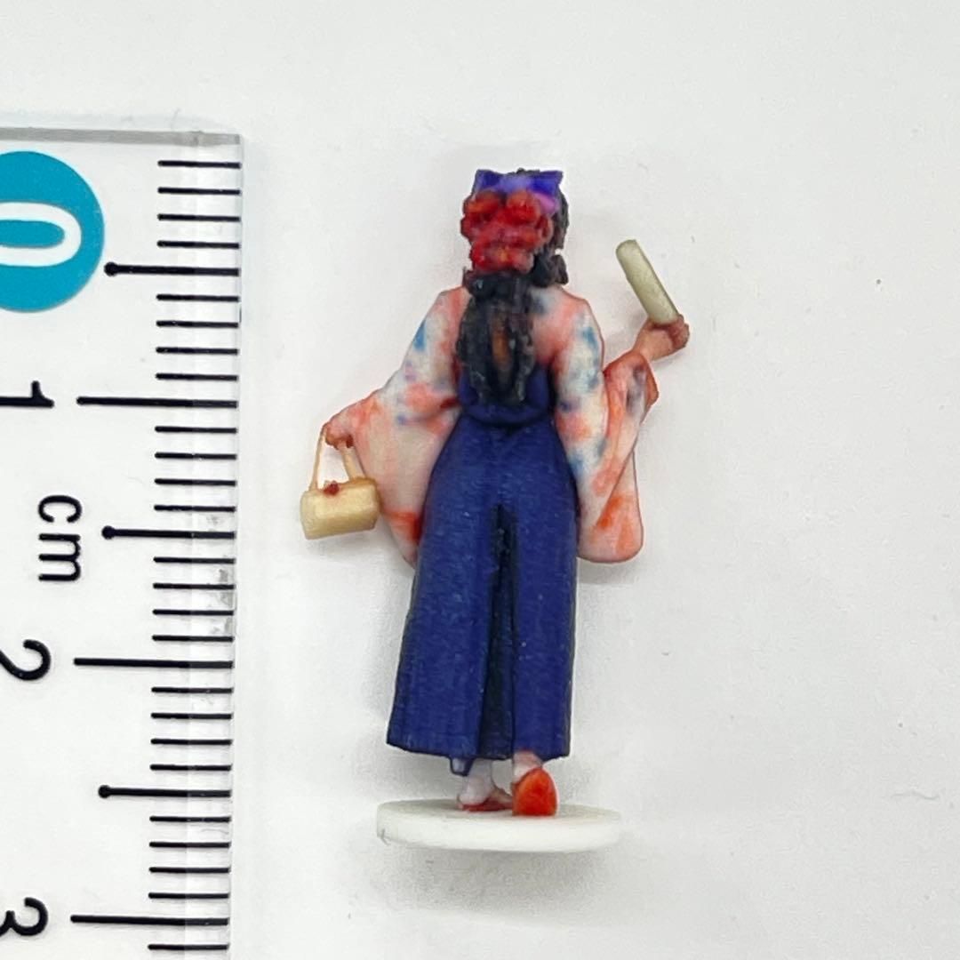 1/64 台付 フィギュア 3DA-X-PT-005 袴 卒業式 ミニカーに トミカに