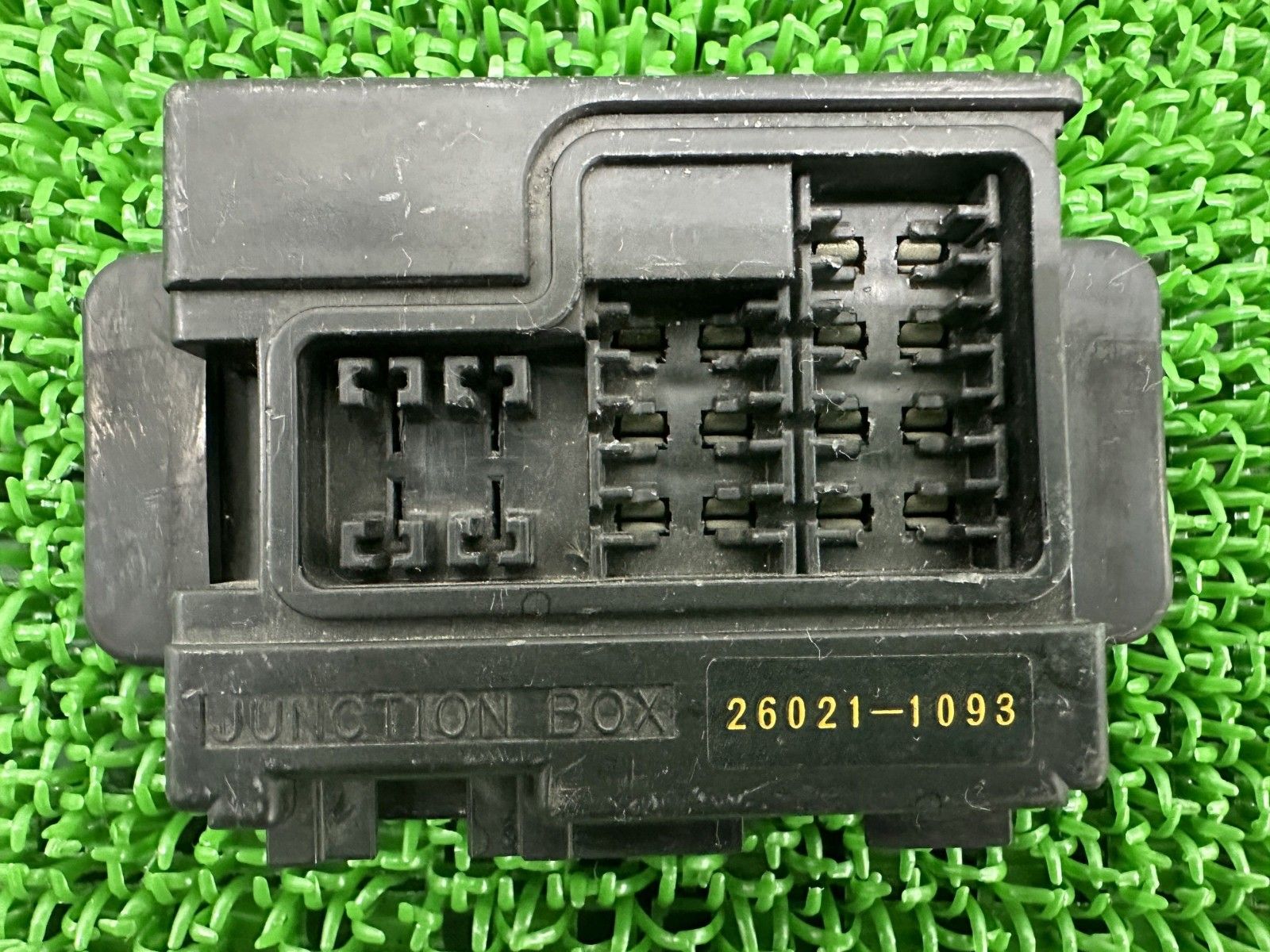 ゼファー400 ヒューズボックス 26021-1093 カワサキ 純正 中古 ZR400C