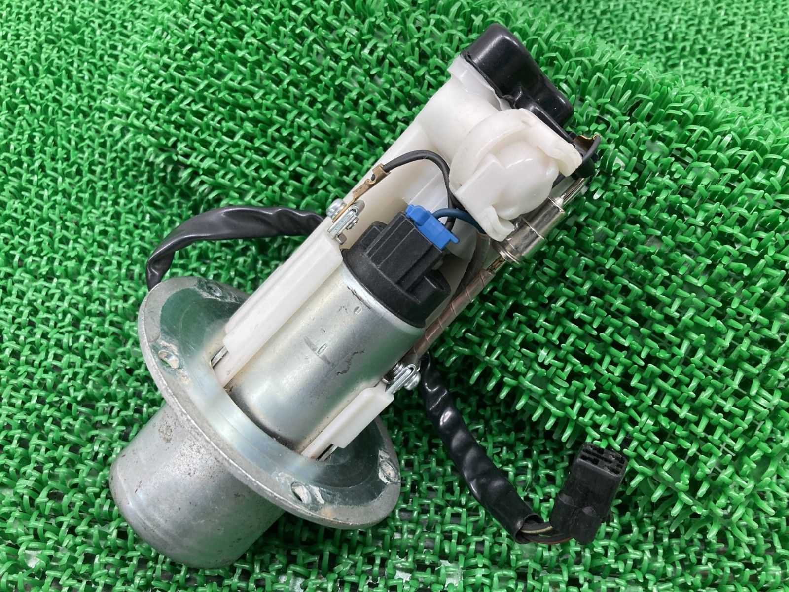 ZZ-R1400 フューエルポンプ 49040-0014 カワサキ 純正 中古 バイク