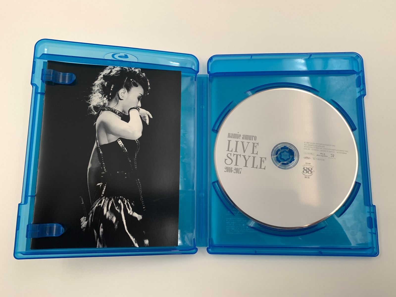 ♪) Blu-ray 安室奈美恵 / namie amuro LIVE STYLE 2016-2017 [30