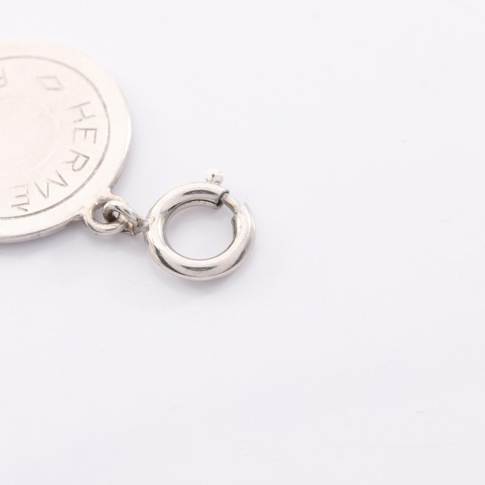 HERMES エルメス セリエ ペンダントトップ - メルカリ