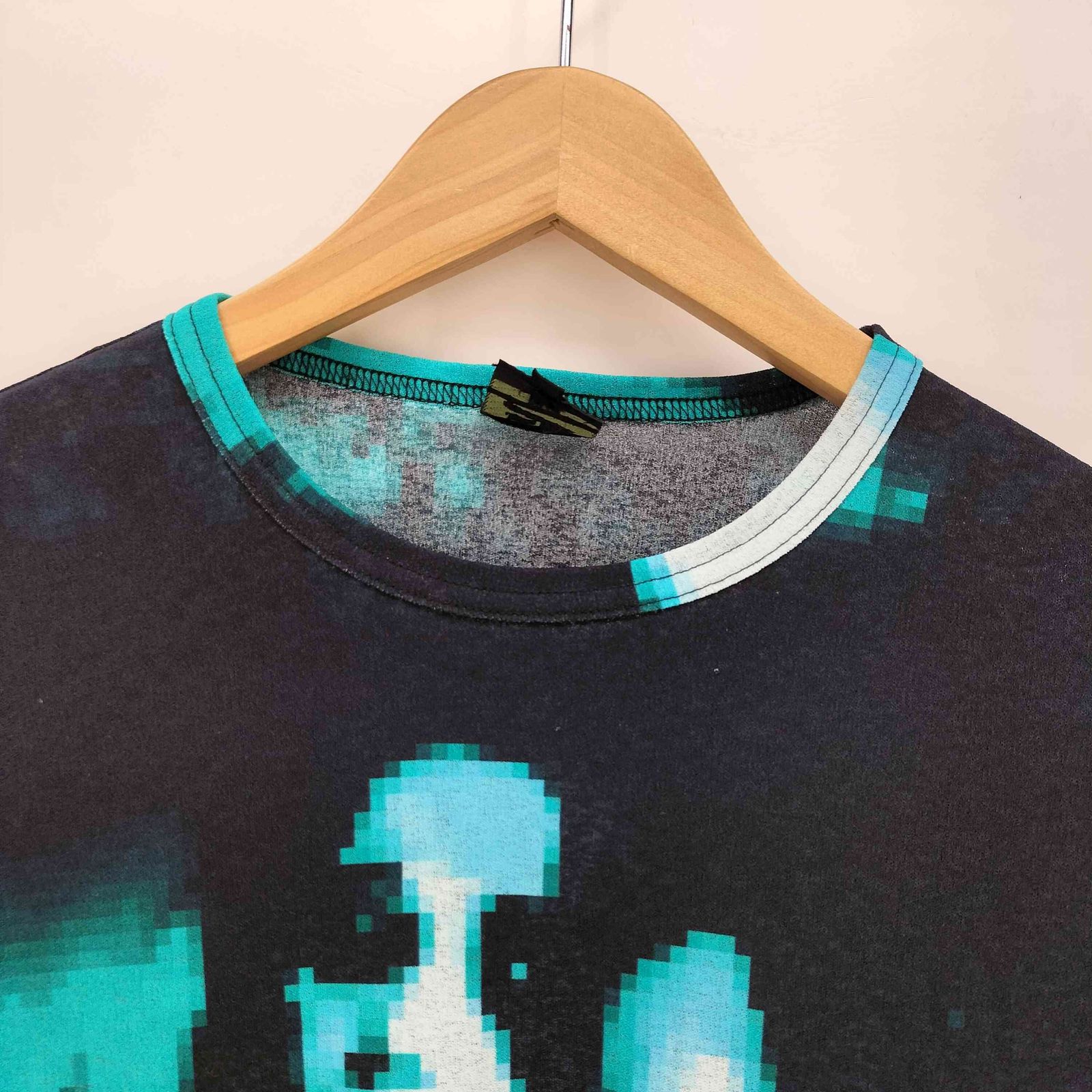 ジャンポールゴルチエオム Jean Paul GAULTIER HOMME Kiss Pixel Art