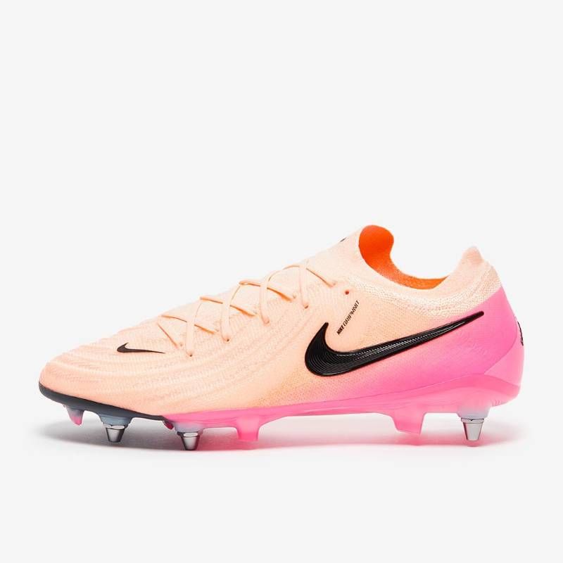 送料無料・匿名配送】Nike ナイキ サッカースパイク Phantom GX II