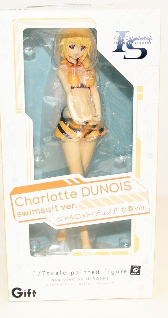 シャルロット・デュノア　Gift　ぬいぐるみ IS インフィニット・ストラトス シャルロット・デュノア ぬいぐるみ