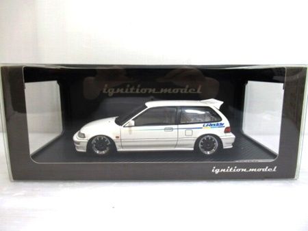 ミニカー 1|18 ホンダ HONDA シビック EF 9 SiR ホワイト 3122 イグニッションモデル
