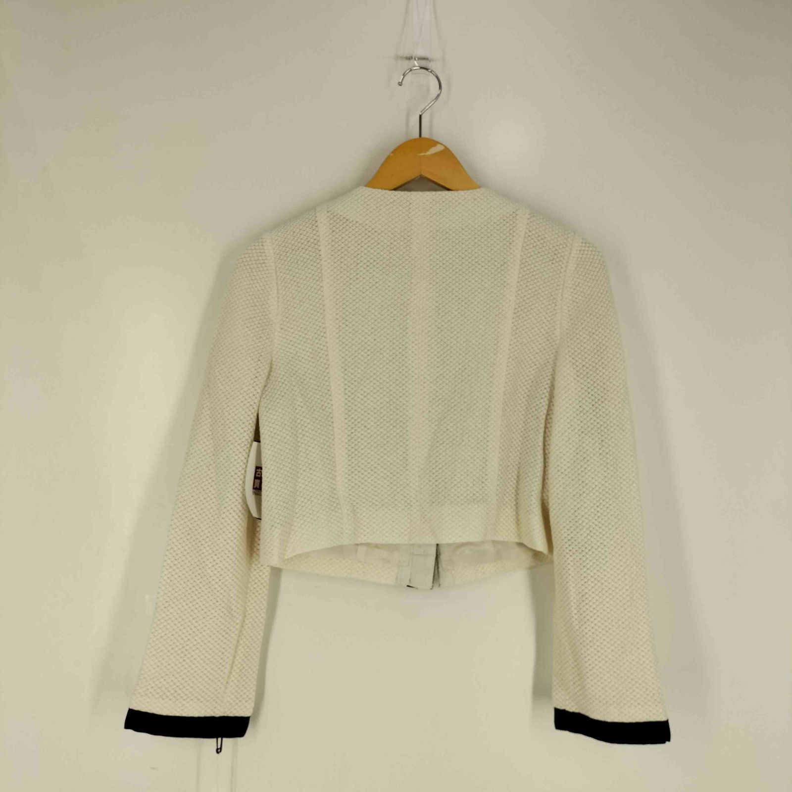 エムズグレイシー Ms GRACY 花ボタン ツートン ノーカラージャケット